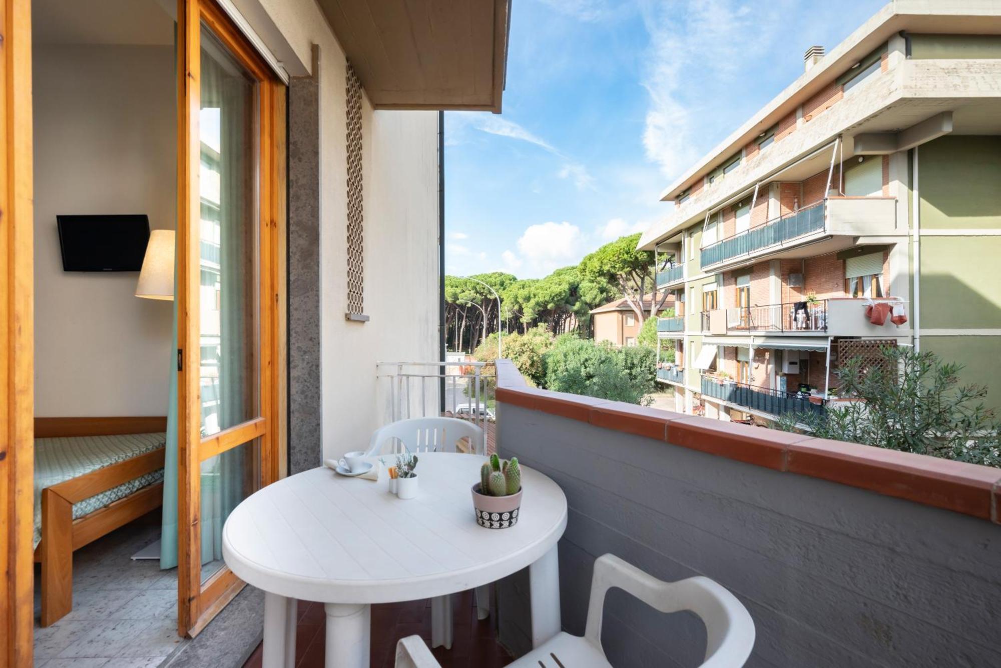Hotel Parco Dei Pini - 100Mt Dal Mare ฟอลลอนนีกา ภายนอก รูปภาพ