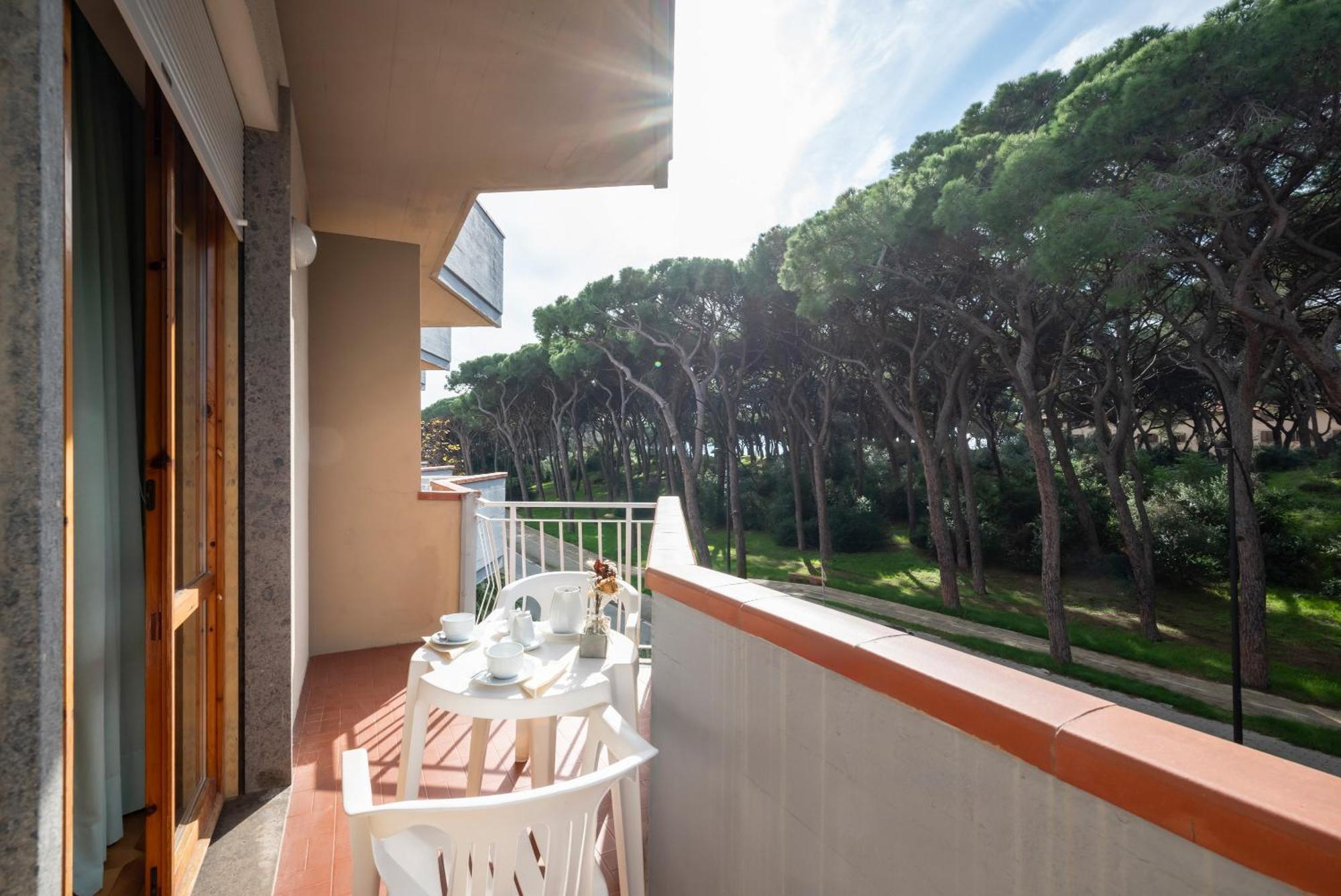 Hotel Parco Dei Pini - 100Mt Dal Mare ฟอลลอนนีกา ภายนอก รูปภาพ